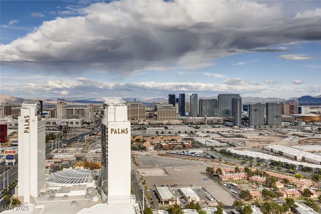 4381 West Flamingo Road 5220, Las Vegas, NV 89103