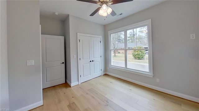 100 Creek LN, Suffolk, VA 23435