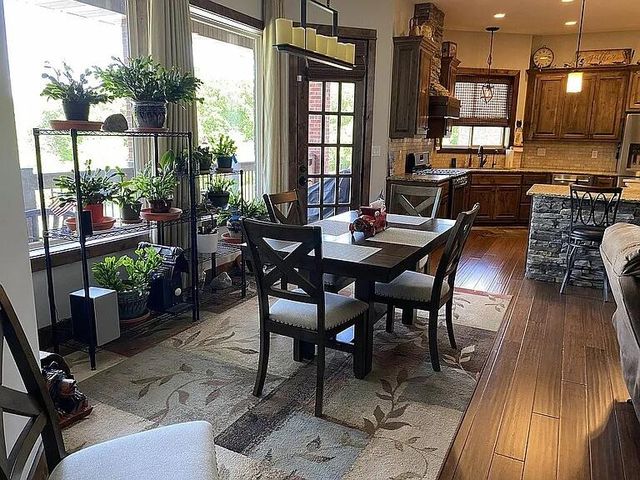 1662 S Timber Lake Drive, Nixa, MO 65714