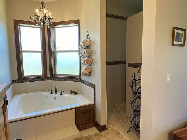 1662 S Timber Lake Drive, Nixa, MO 65714