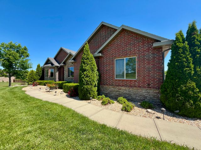 1662 S Timber Lake Drive, Nixa, MO 65714