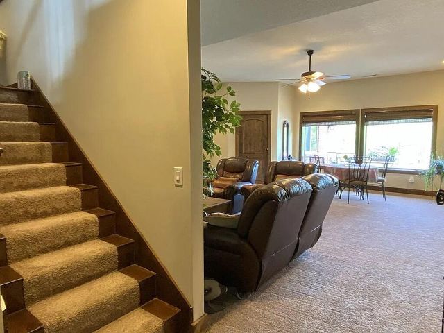 1662 S Timber Lake Drive, Nixa, MO 65714