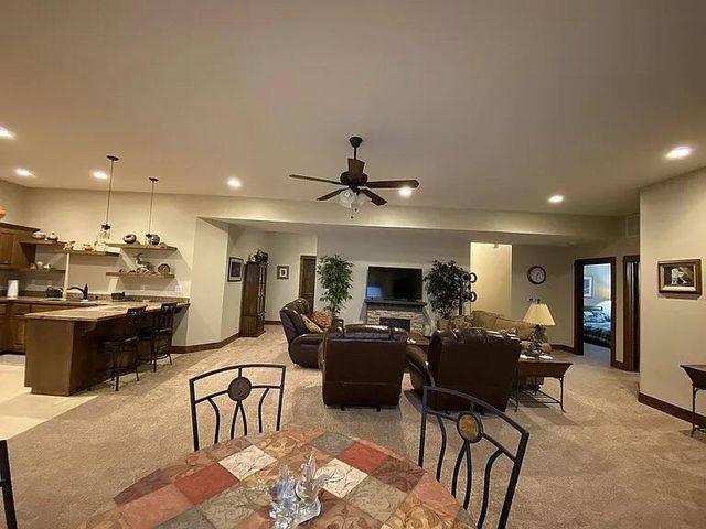 1662 S Timber Lake Drive, Nixa, MO 65714