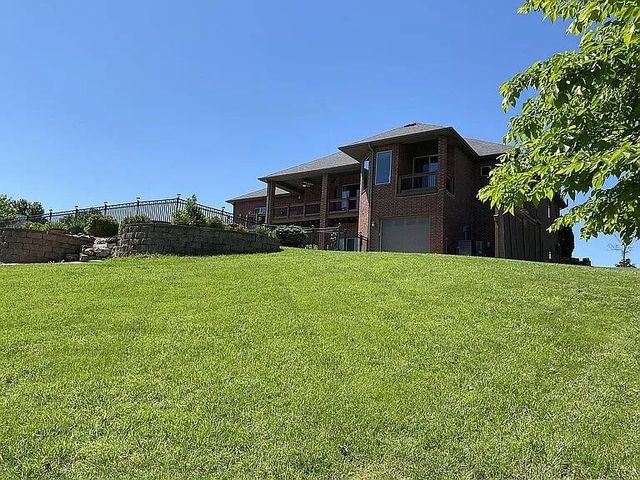 1662 S Timber Lake Drive, Nixa, MO 65714