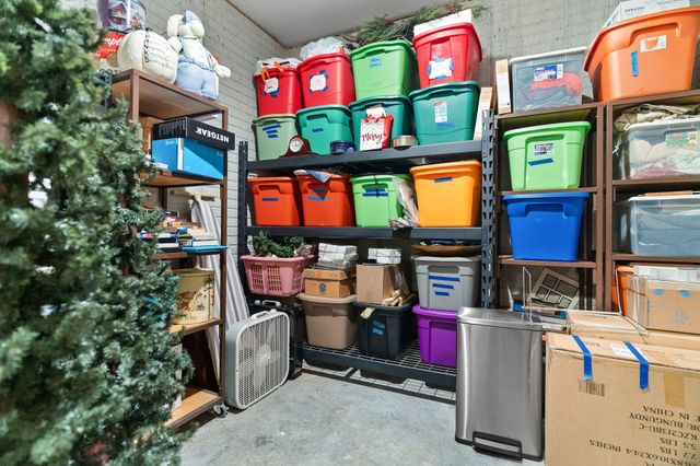 1662 S Timber Lake Drive, Nixa, MO 65714