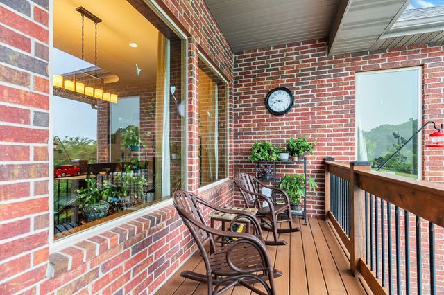 1662 S Timber Lake Drive, Nixa, MO 65714