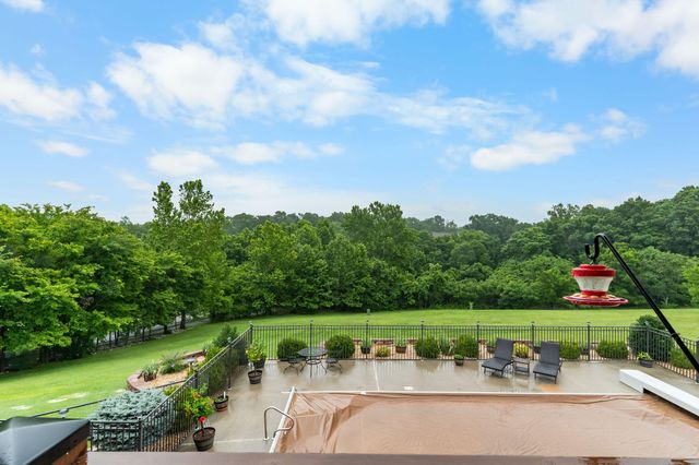 1662 S Timber Lake Drive, Nixa, MO 65714