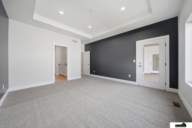 9515 Breashears Street, Lincoln, NE 68516