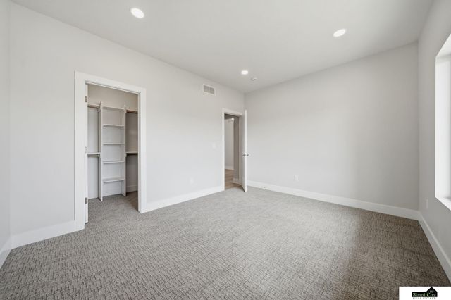 9515 Breashears Street, Lincoln, NE 68516
