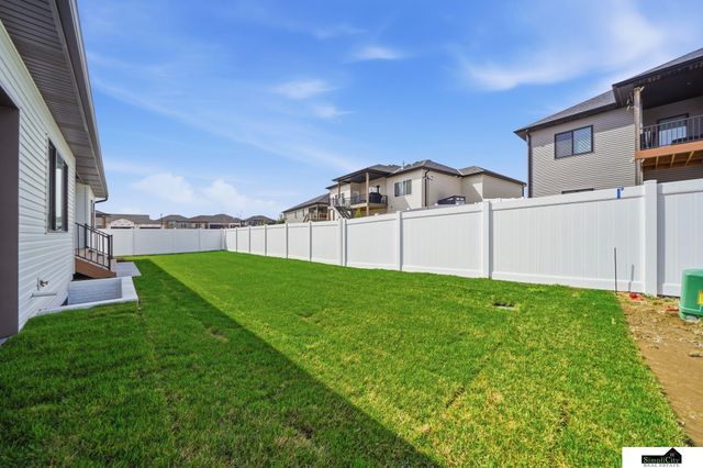 9515 Breashears Street, Lincoln, NE 68516