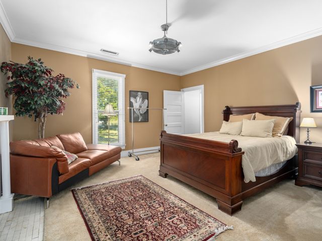 319 E Hill Ave, Lewisburg, TN 37091
