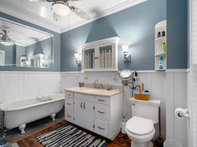 319 E Hill Ave, Lewisburg, TN 37091