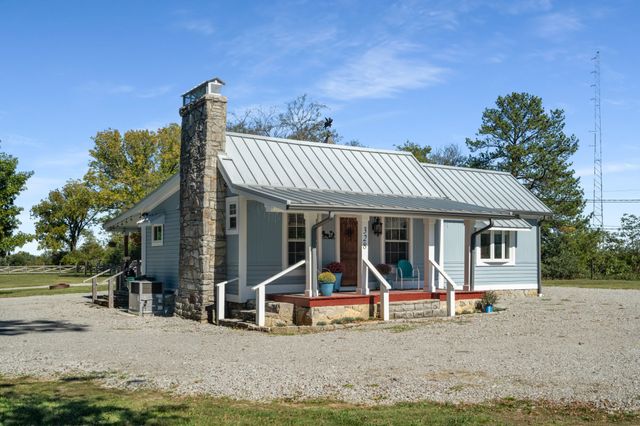 319 E Hill Ave, Lewisburg, TN 37091
