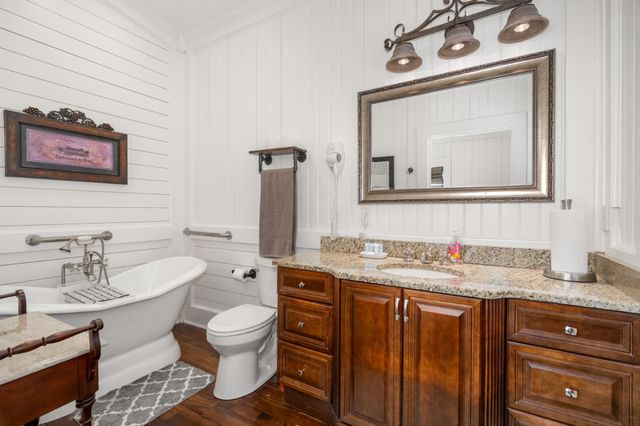 319 E Hill Ave, Lewisburg, TN 37091