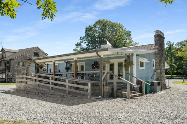 319 E Hill Ave, Lewisburg, TN 37091