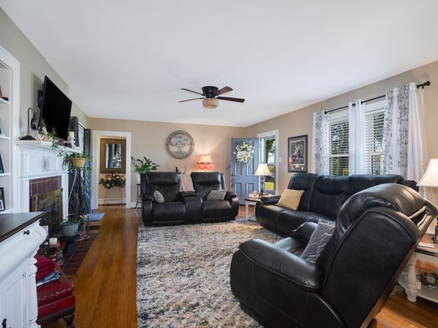 319 E Hill Ave, Lewisburg, TN 37091