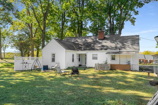 319 E Hill Ave, Lewisburg, TN 37091