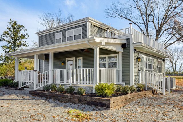 319 E Hill Ave, Lewisburg, TN 37091