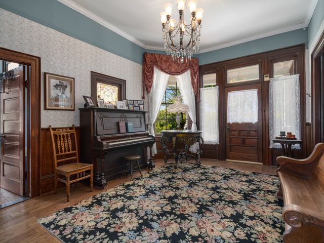319 E Hill Ave, Lewisburg, TN 37091