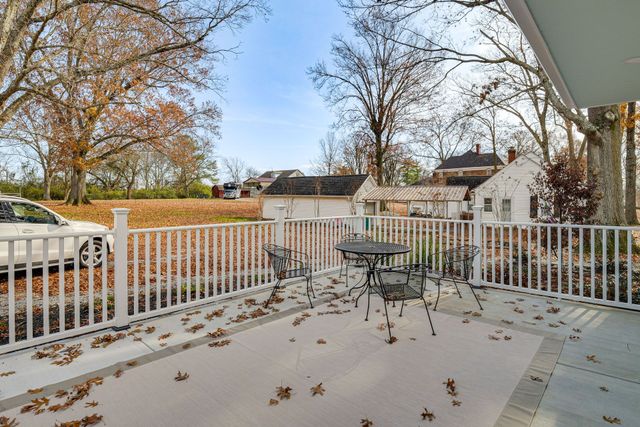 319 E Hill Ave, Lewisburg, TN 37091