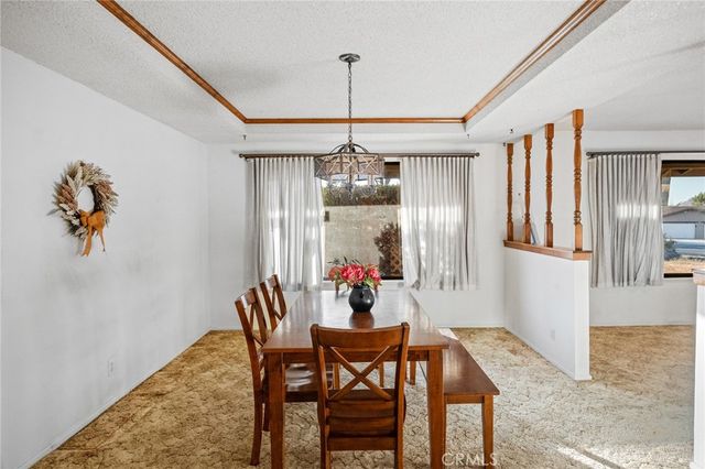 19213 Tecumseh, Apple Valley, CA 92307