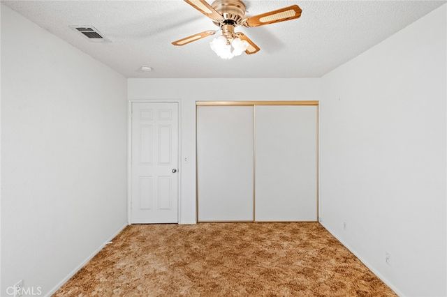 19213 Tecumseh, Apple Valley, CA 92307
