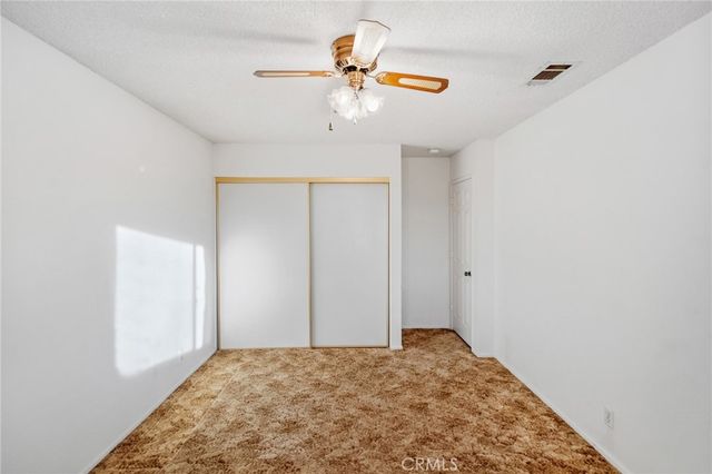 19213 Tecumseh, Apple Valley, CA 92307