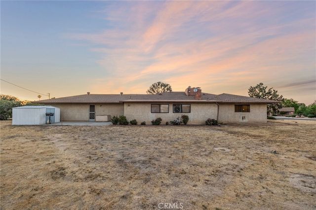 19213 Tecumseh, Apple Valley, CA 92307