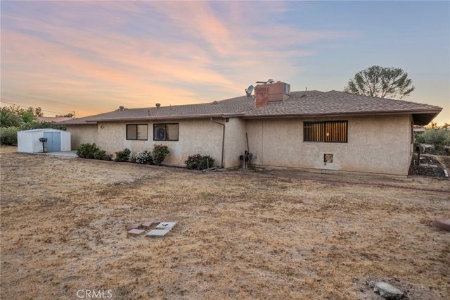 19213 Tecumseh, Apple Valley, CA 92307