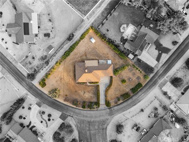 19213 Tecumseh, Apple Valley, CA 92307