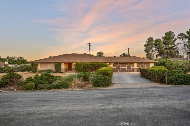 19213 Tecumseh, Apple Valley, CA 92307