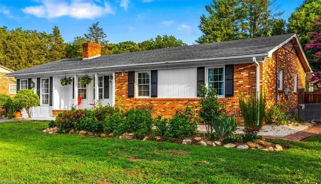 1130 Heathwood Road, Randleman, NC 27317