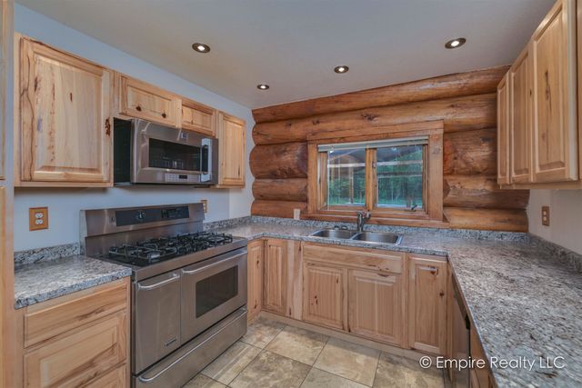 575 PLEASURE DRIVE, North Pole, AK 99705