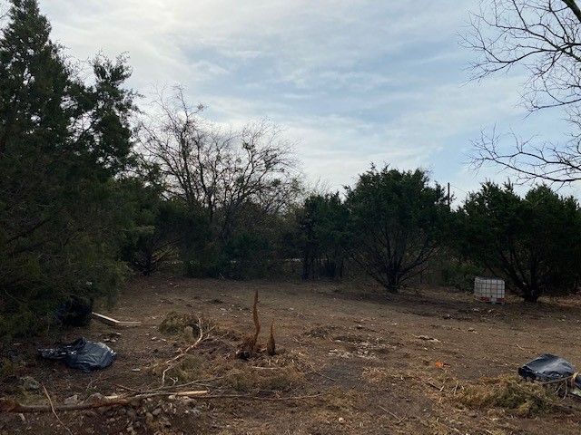 9101 Valley View Court, Cleburne, TX 76033