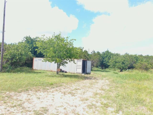 9101 Valley View Court, Cleburne, TX 76033