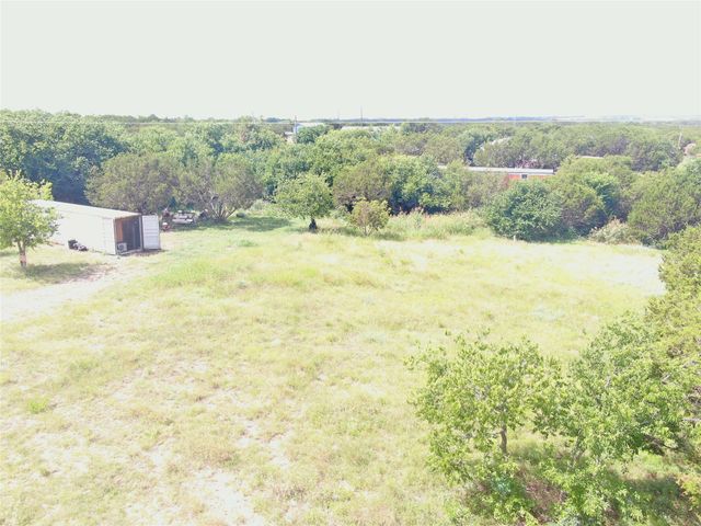 9101 Valley View Court, Cleburne, TX 76033