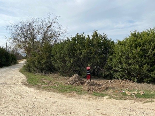 9101 Valley View Court, Cleburne, TX 76033