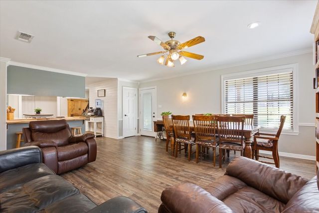 807 Berger Road, West, TX 76691