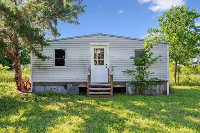 807 Berger Road, West, TX 76691