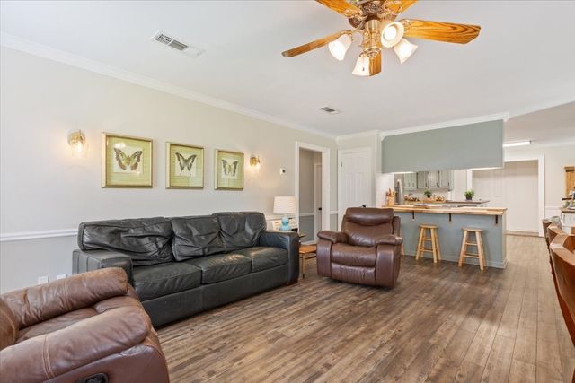 807 Berger Road, West, TX 76691