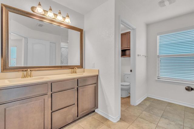 3894 Bentwood WAY, New Braunfels, TX 78130