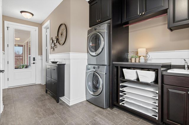 22 Alcott Court, North Oaks, MN 55127