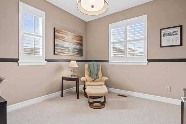 22 Alcott Court, North Oaks, MN 55127