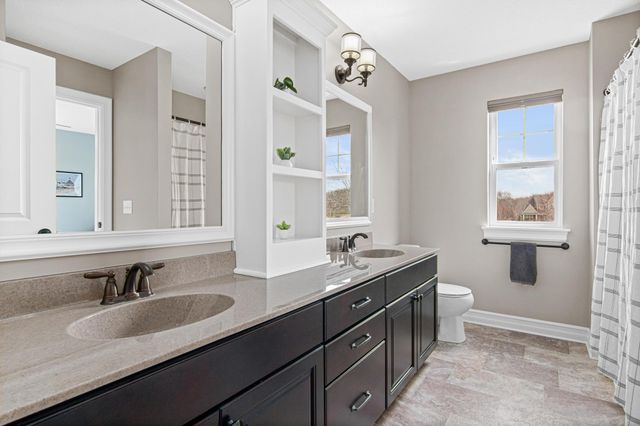 22 Alcott Court, North Oaks, MN 55127