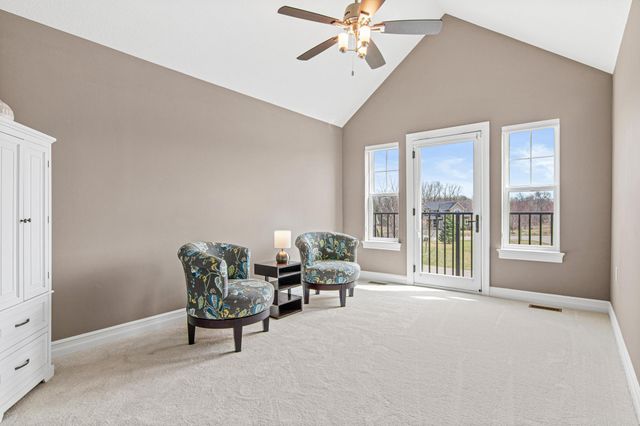 22 Alcott Court, North Oaks, MN 55127