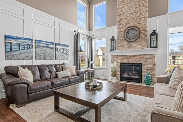 22 Alcott Court, North Oaks, MN 55127