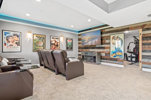 22 Alcott Court, North Oaks, MN 55127