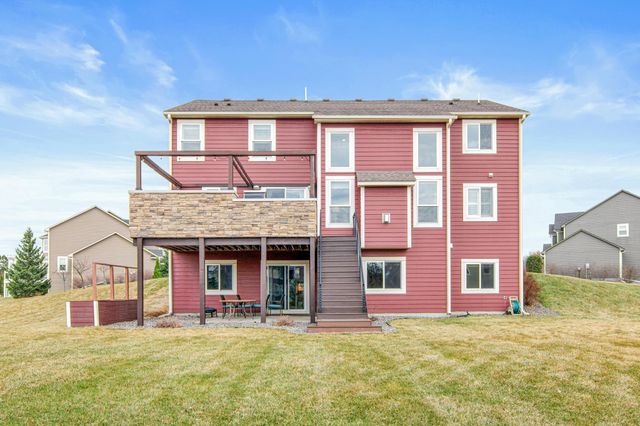 22 Alcott Court, North Oaks, MN 55127