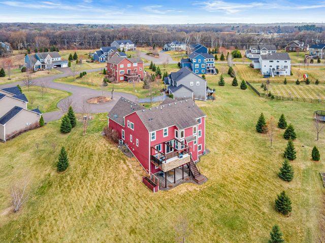 22 Alcott Court, North Oaks, MN 55127