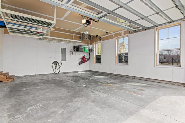 22 Alcott Court, North Oaks, MN 55127